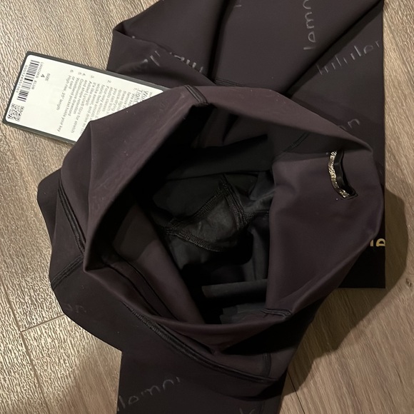 Lululemon SE Wunder Train 25” - Picture 9 of 10